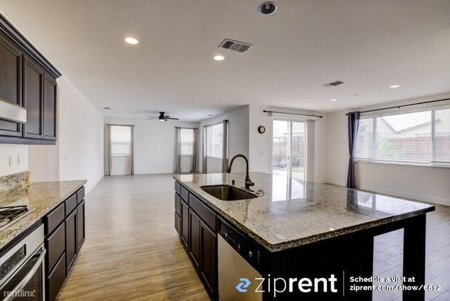 Building Photo - 4 br, 3 bath House - 260 Ginger Street, Va...