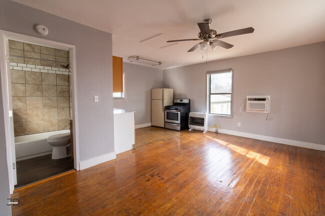 Building Photo - 1608 Harrison St