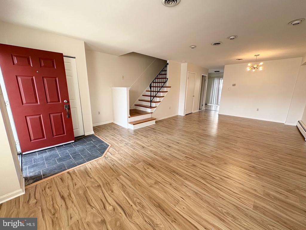 Primary Photo - 3008 Walnut Ridge Dr