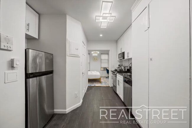Foto del edificio - Modern 1BR/1BA in Prime Lower Manhattan | Fast Access to Midtown & Google HQ