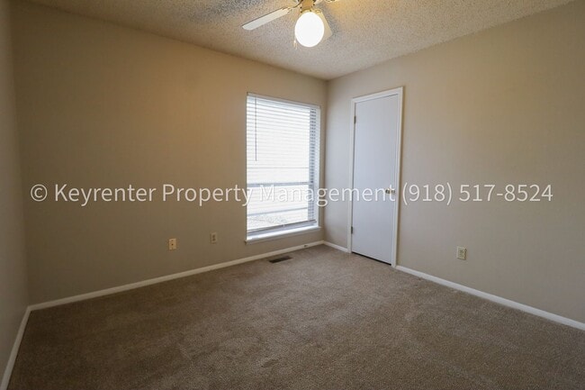 Building Photo - 6119 S Troost Ave