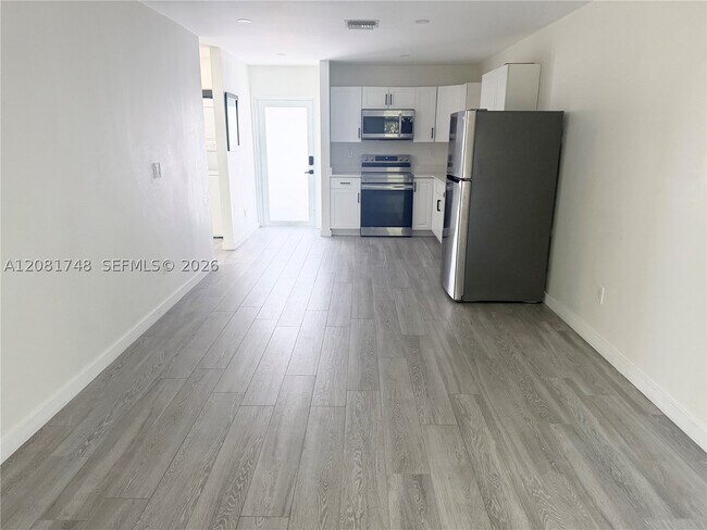 Foto del edificio - 208 Meridian Ave