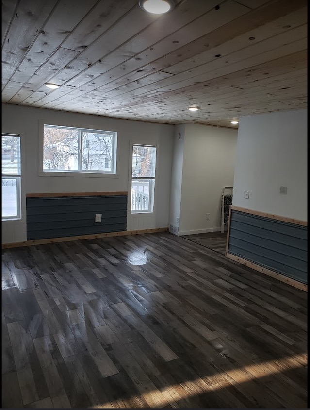 Building Photo - 810 2nd Ave N