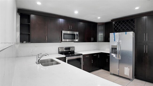 Foto del edificio - 15856 SW 143rd Ct