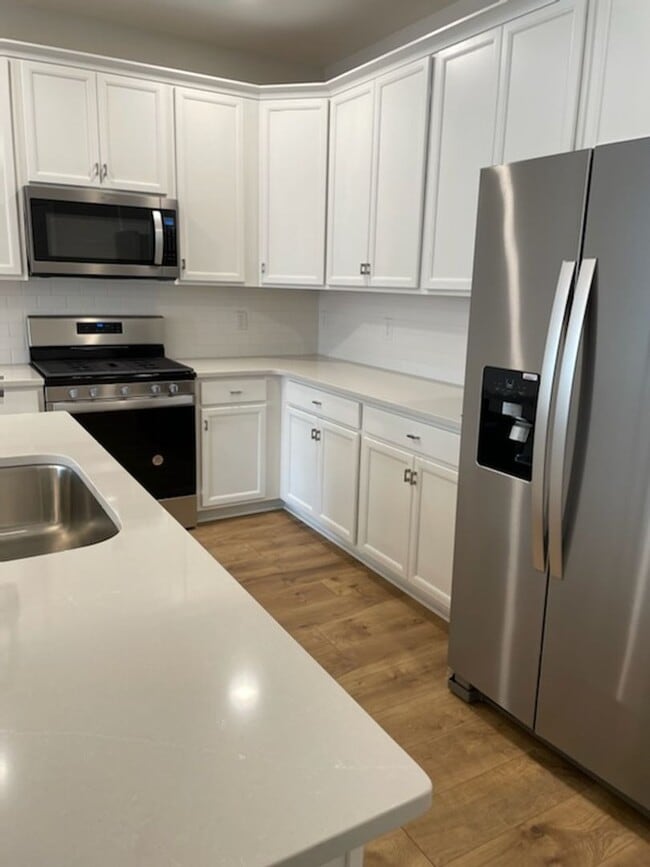 Building Photo - BRAND NEW- 3 Bd 2.5 BA Townhome Available for Lease - Greer, SC