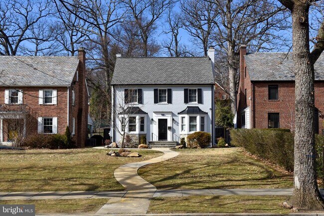 Foto del edificio - 4822 Blagden Ave NW