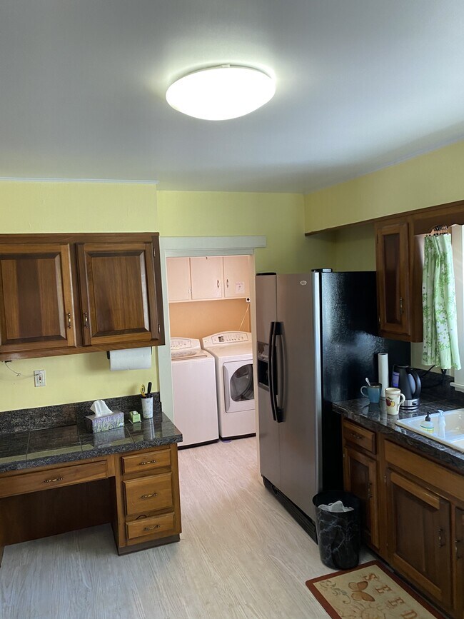 18 Cowell Dr, Durham, NH 03824 House Rental in Durham, NH