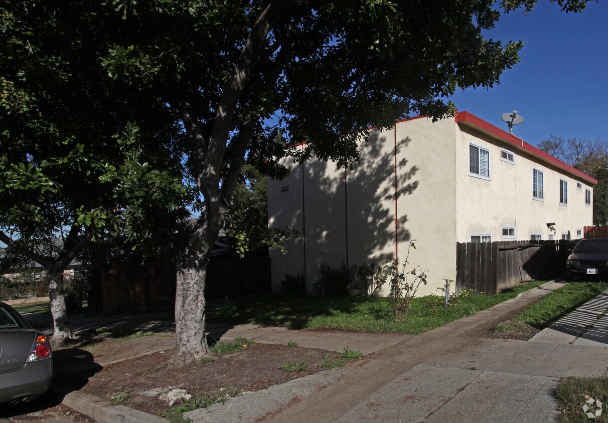 Building Photo - 535 Coleman Ave