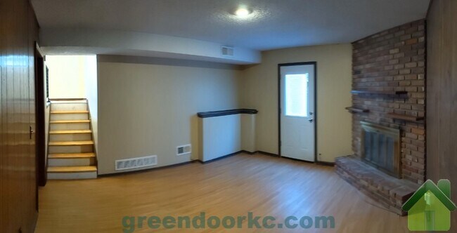 Foto del edificio - 849 S Lindenwood Dr