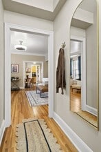 Building Photo - Belmont Buckingham