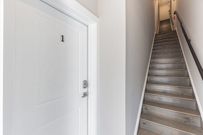 Photo - 1609 Ogden St Apartment