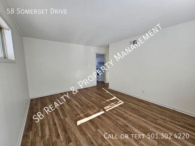 Foto del edificio - 58 Somerset Dr