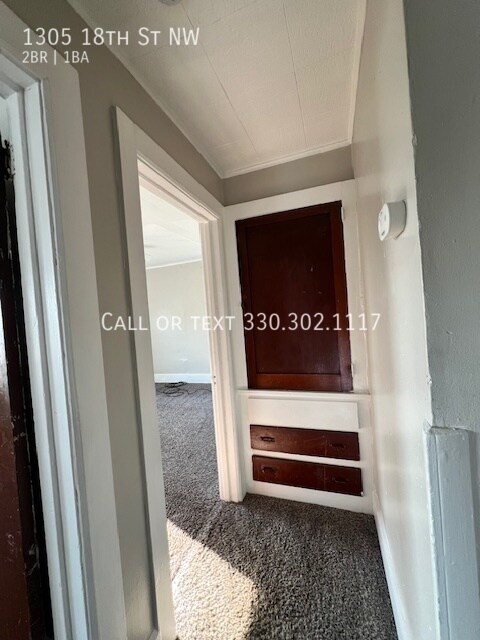 Building Photo - Two bedroom upper level apartment for rent...