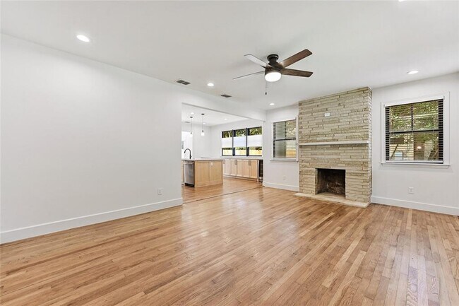 Building Photo - 3107 Dancy St