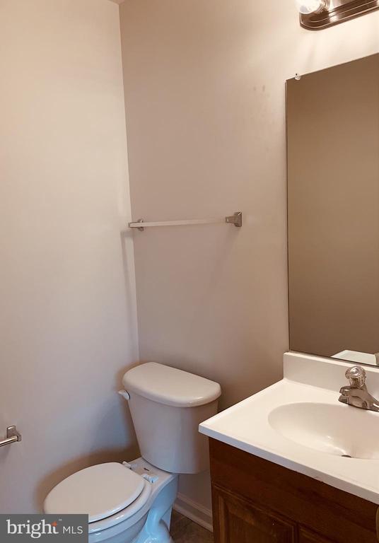 Building Photo - 24 Belladonna Ln