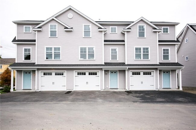 Building Photo - 6 Mariner Way