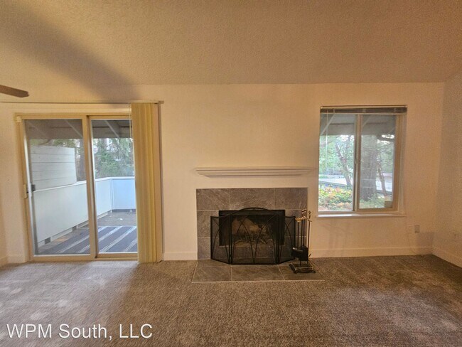 Foto del edificio - 1 br, 1 bath House - 34024 1st Place South #F