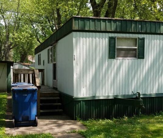 Primary Photo - 38 Shell Dr