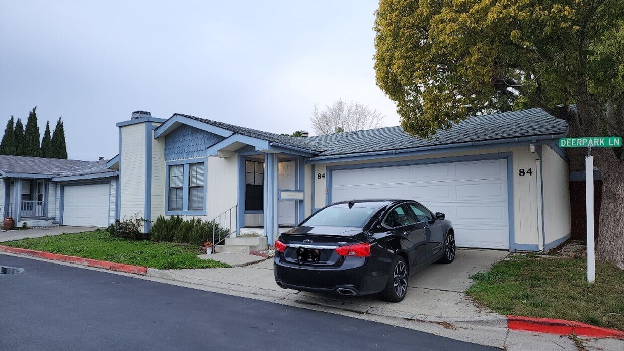 Primary Photo - American Canyon Beauty 3 Bedrooms 2 Full B...