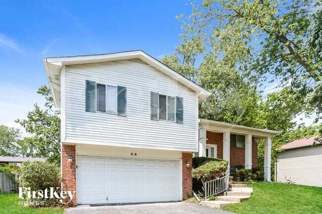 Foto del edificio - 48 Cloverleaf Rd