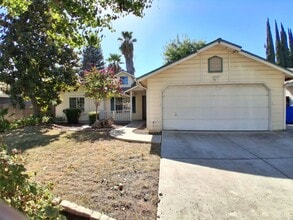Building Photo - 6111 N Tracy Ave