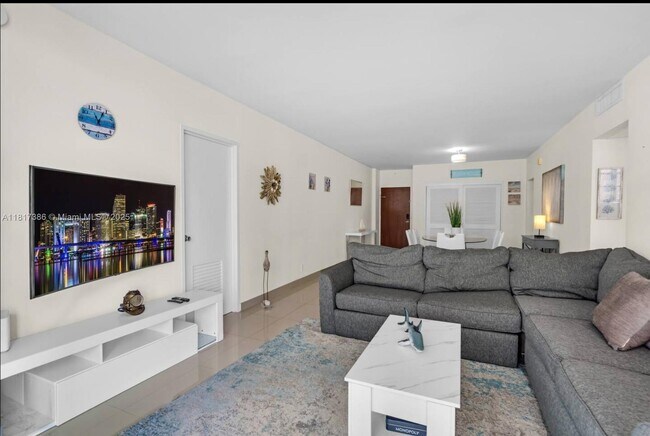 Foto del edificio - 4001 S Ocean Dr