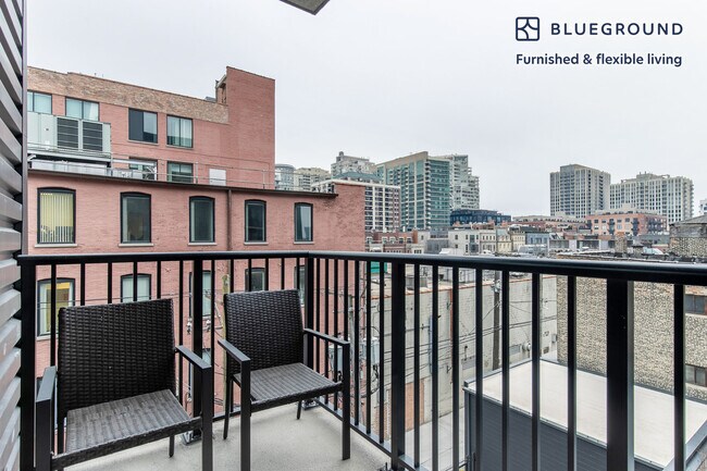 Foto del edificio - 411 W Chicago Ave