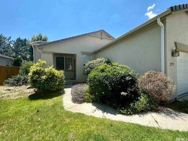 Building Photo - 2735 Watervale Dr