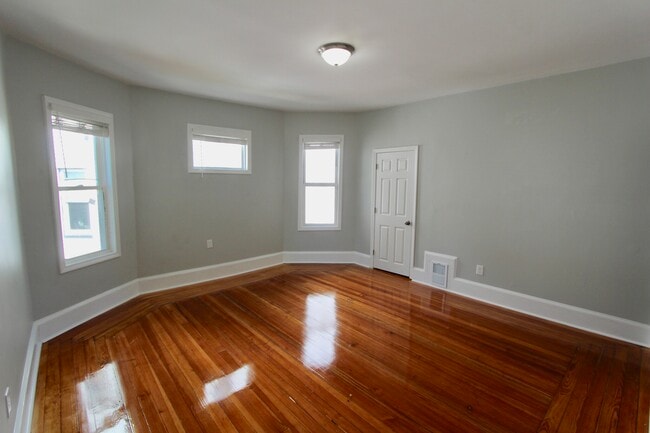 Photo - 203 Westville St Apartment