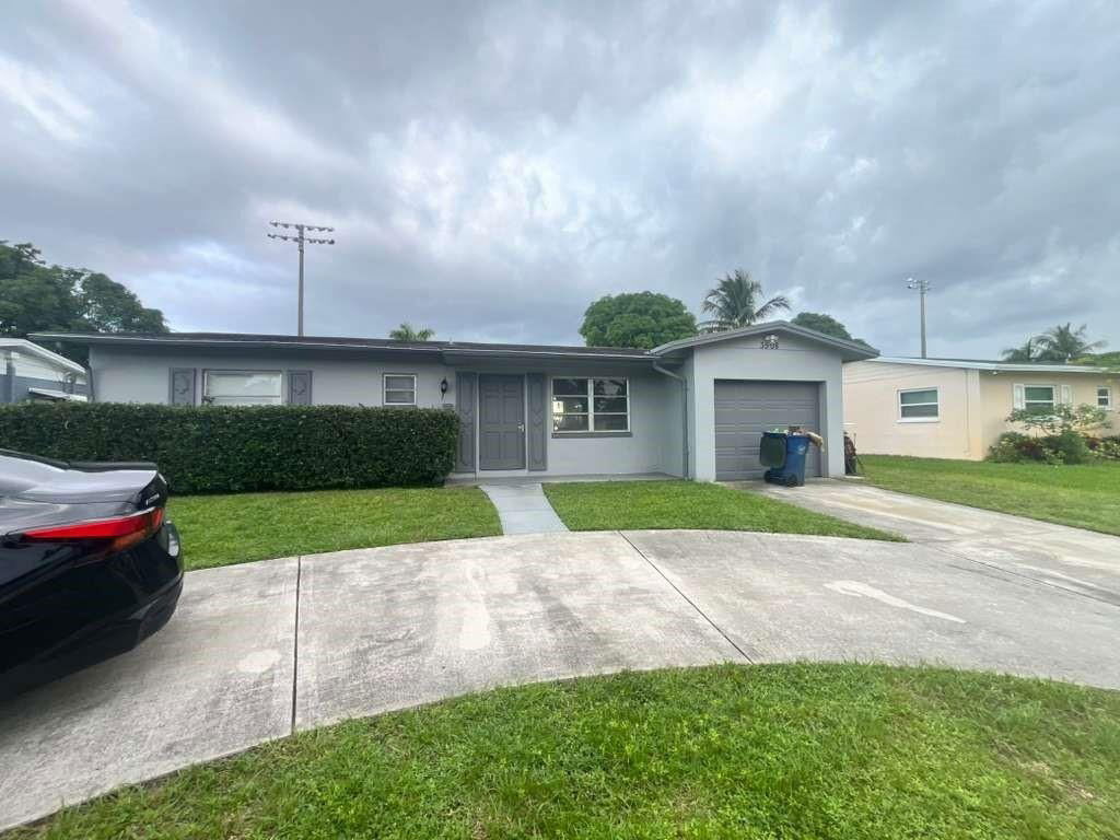 Foto principal - 3508 NW 23rd St