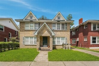 Building Photo - 4201 Woodleigh St