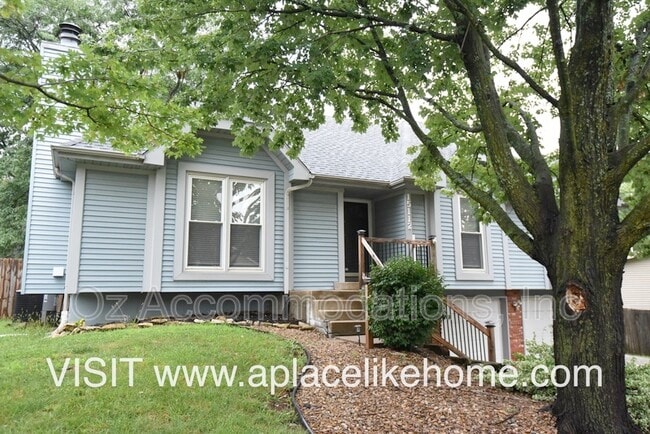 Building Photo - 15112 W 122nd Terrace