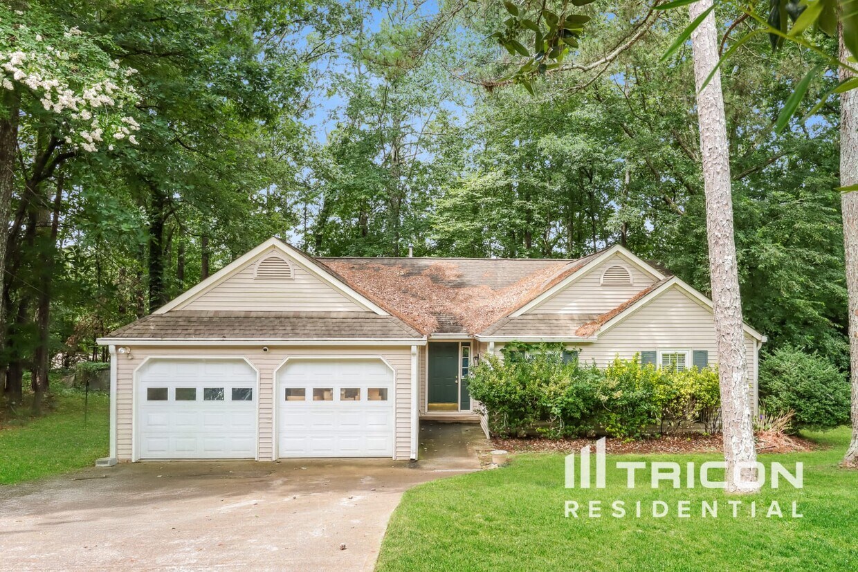 Primary Photo - 3319 Country Creek Dr NW