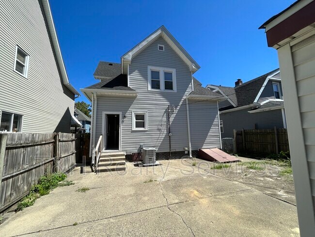 Foto del edificio - 22 E Parkview Ave