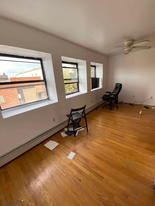 Building Photo - 82 Union St