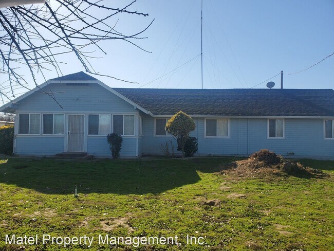 Foto del edificio - 4 br, 3 bath House - 12649 W. Lombardy Ave
