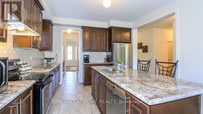 Building Photo - 1474 Simpkin Ct