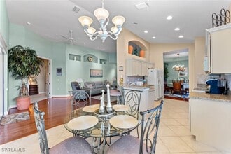 Building Photo - 6840 Ascot Dr