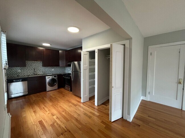 Foto del edificio - 545 Chestnut St