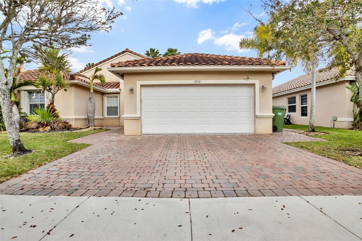 Foto principal - 1553 SW 189th Ave