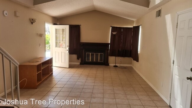 Building Photo - 3 br, 3 bath House - 42918 Lemonwood Dr