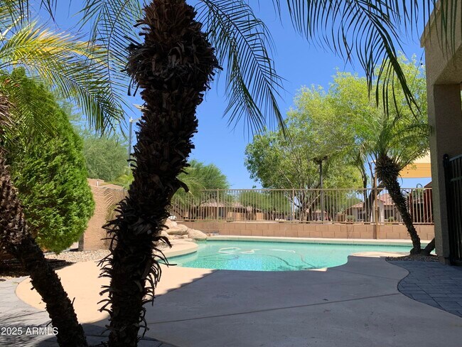 Foto del edificio - 9018 W Superior Ave