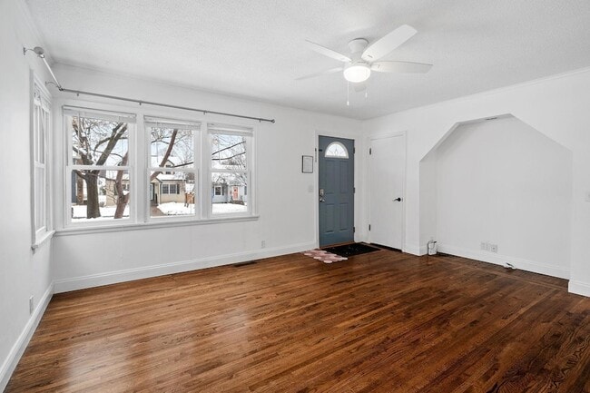 Building Photo - 5705 Logan Ave S