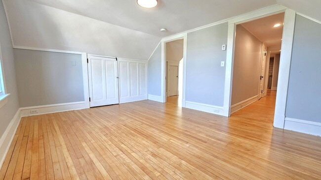 Building Photo - 93 North St