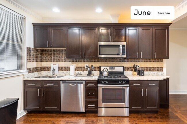 Foto del edificio - 3743 N Albany Ave