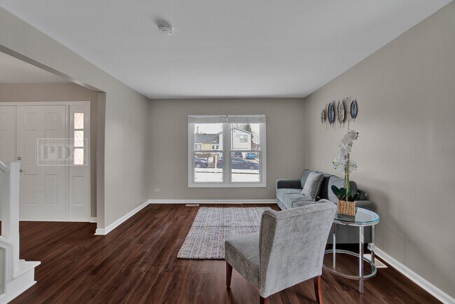 Building Photo - 111 Hesterman Dr