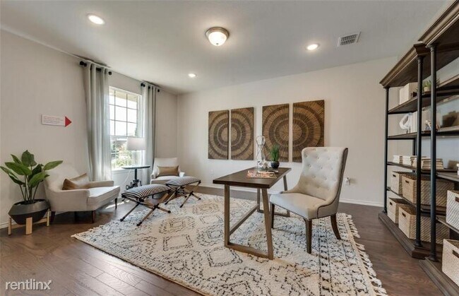 Building Photo - 4 br, 2 bath House - 5805 FANTAIL DR