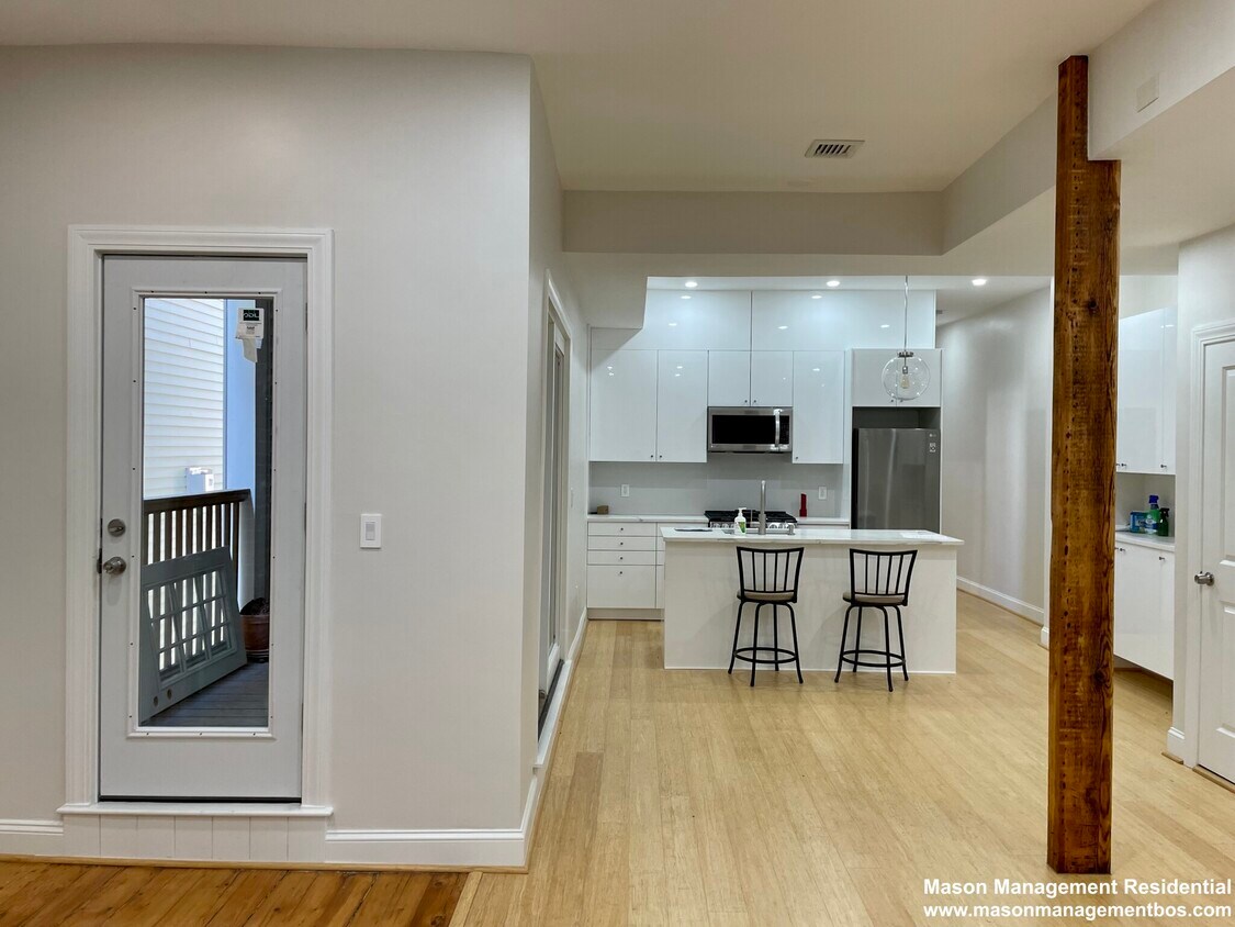Foto principal - 258 W Broadway