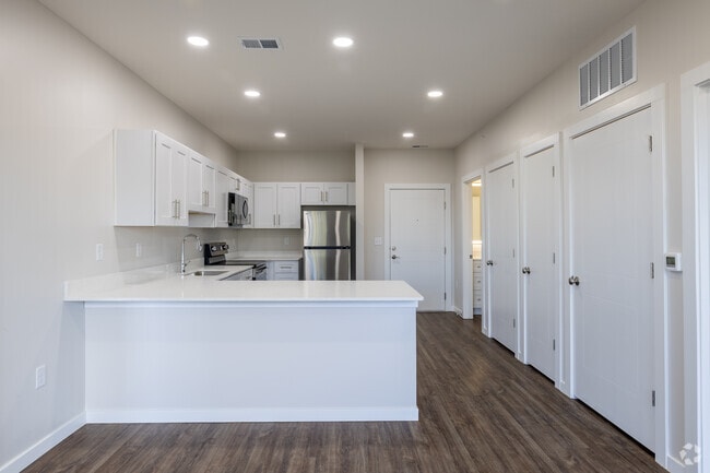 2BR, 2BA - 957SF - Kitchen - The Monico Apartments