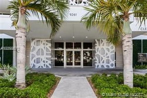 Building Photo - 9261 E Bay Harbor Dr